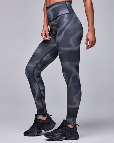 STRONG iD Z-Lift High Waisted Ankle Leggings