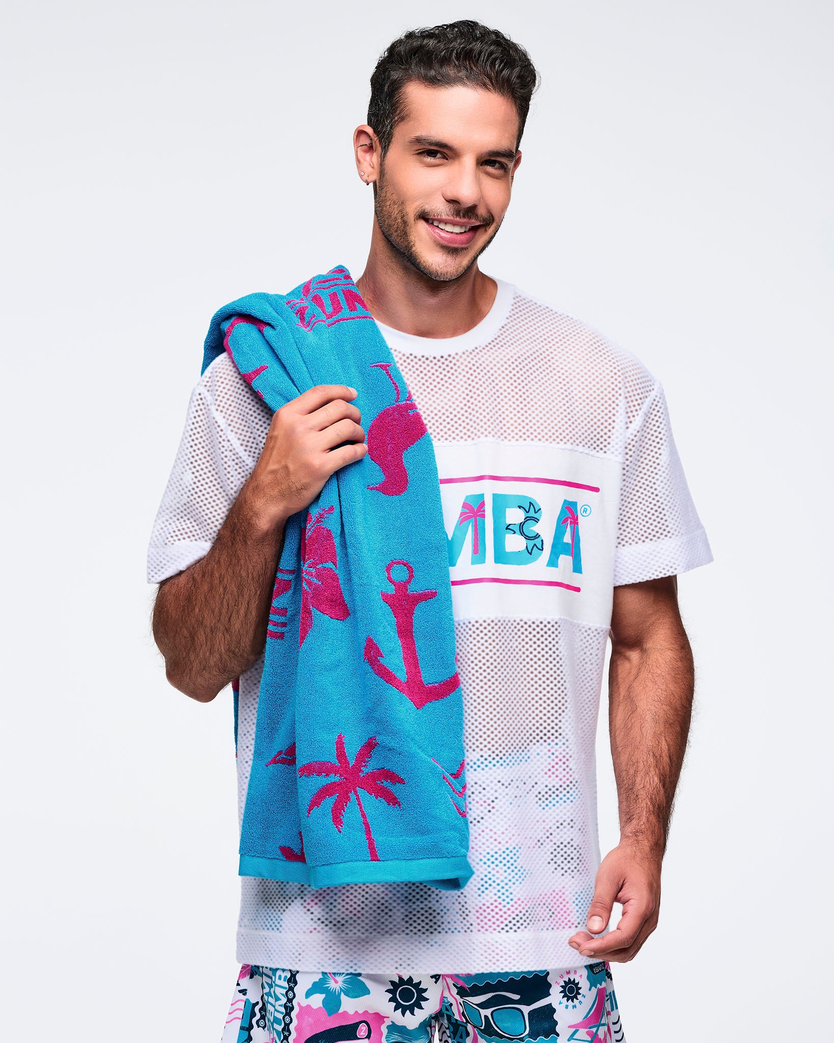 ZUMBA ズンバ DVD49枚 CD48枚 タオル 光る靴紐 ショップバッグ Zumba Cruise Beach Towel - Aqua – Zumba Wear | STRONG iD
