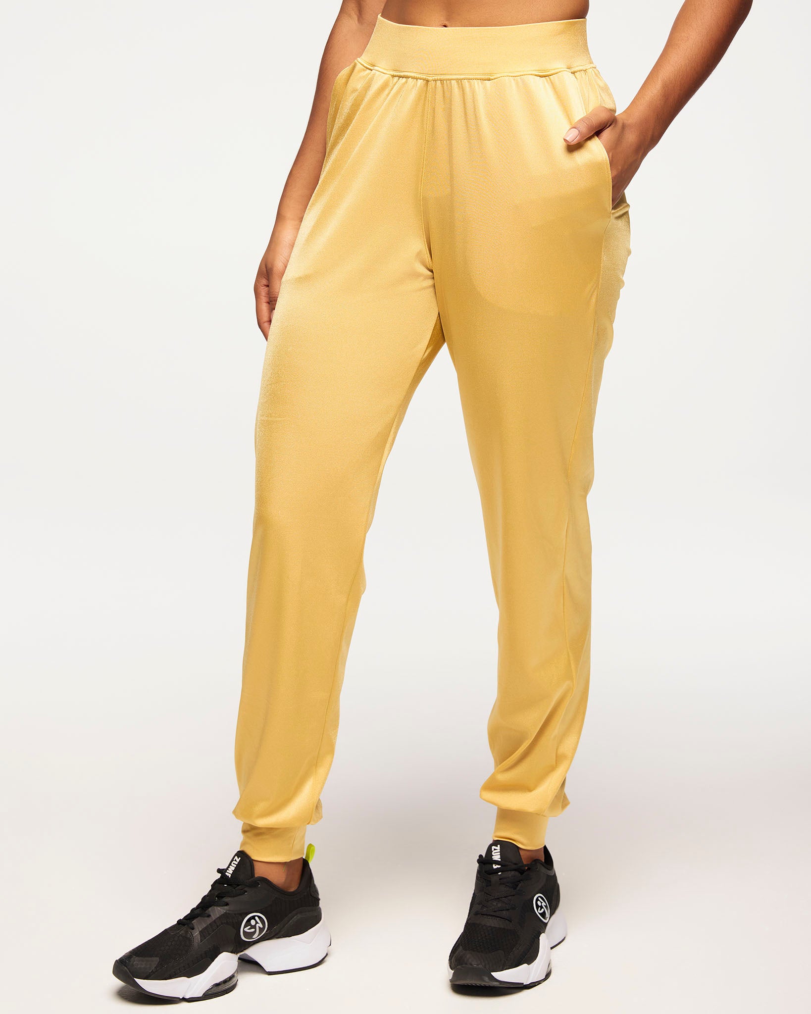 What to Wear to Zumba Gold: Best Outfits for Comfort & Style