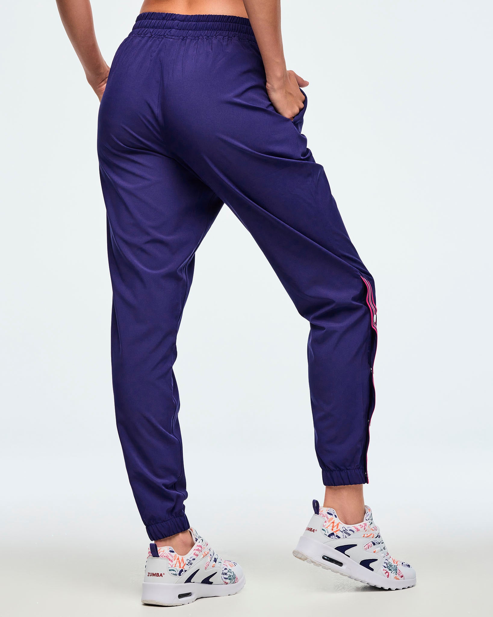 Class of 2001 Woven Track Pants With Side Snaps – Zumba Wear