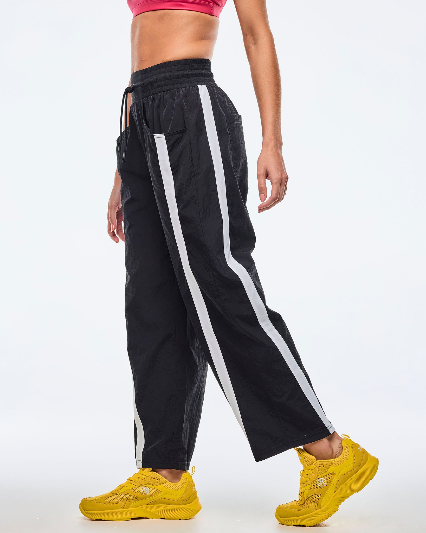 Apres Zumba High Rise Crop Track Pants – Zumba Wear | STRONG iD Apres Zumba High Rise Crop Track Pants – Zumba Wear | STRONG iD