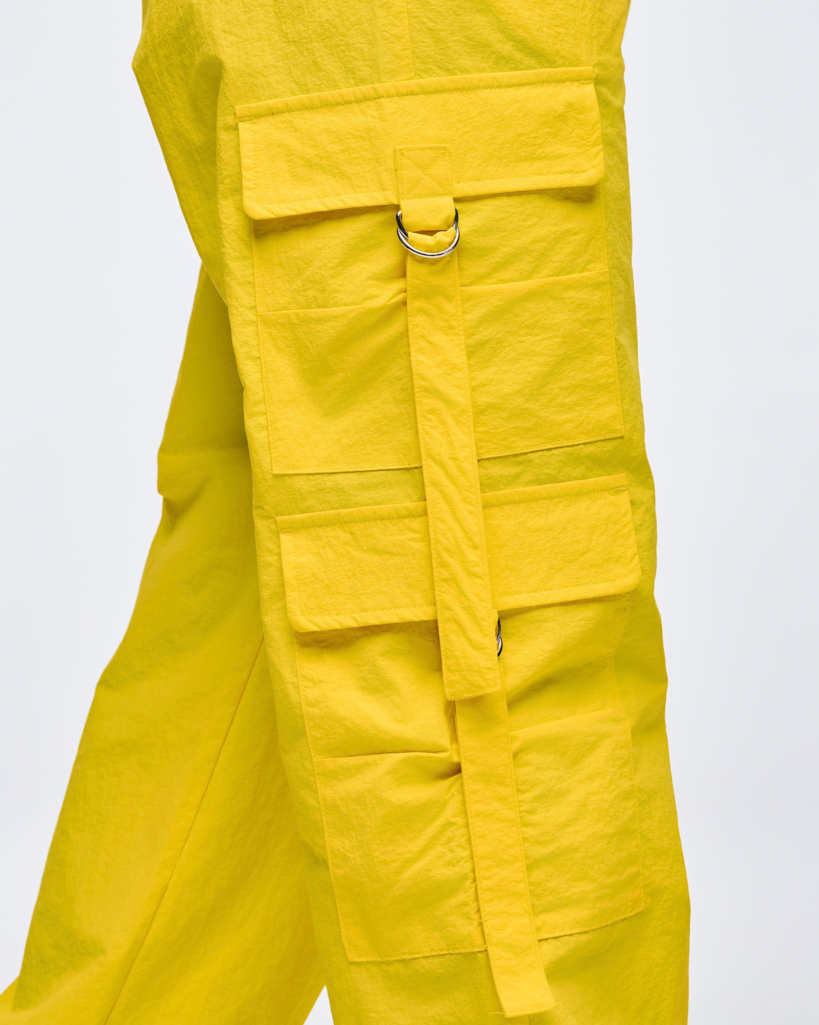 Apres Zumba High Rise Cargo Pants With Tassels – Zumba Wear