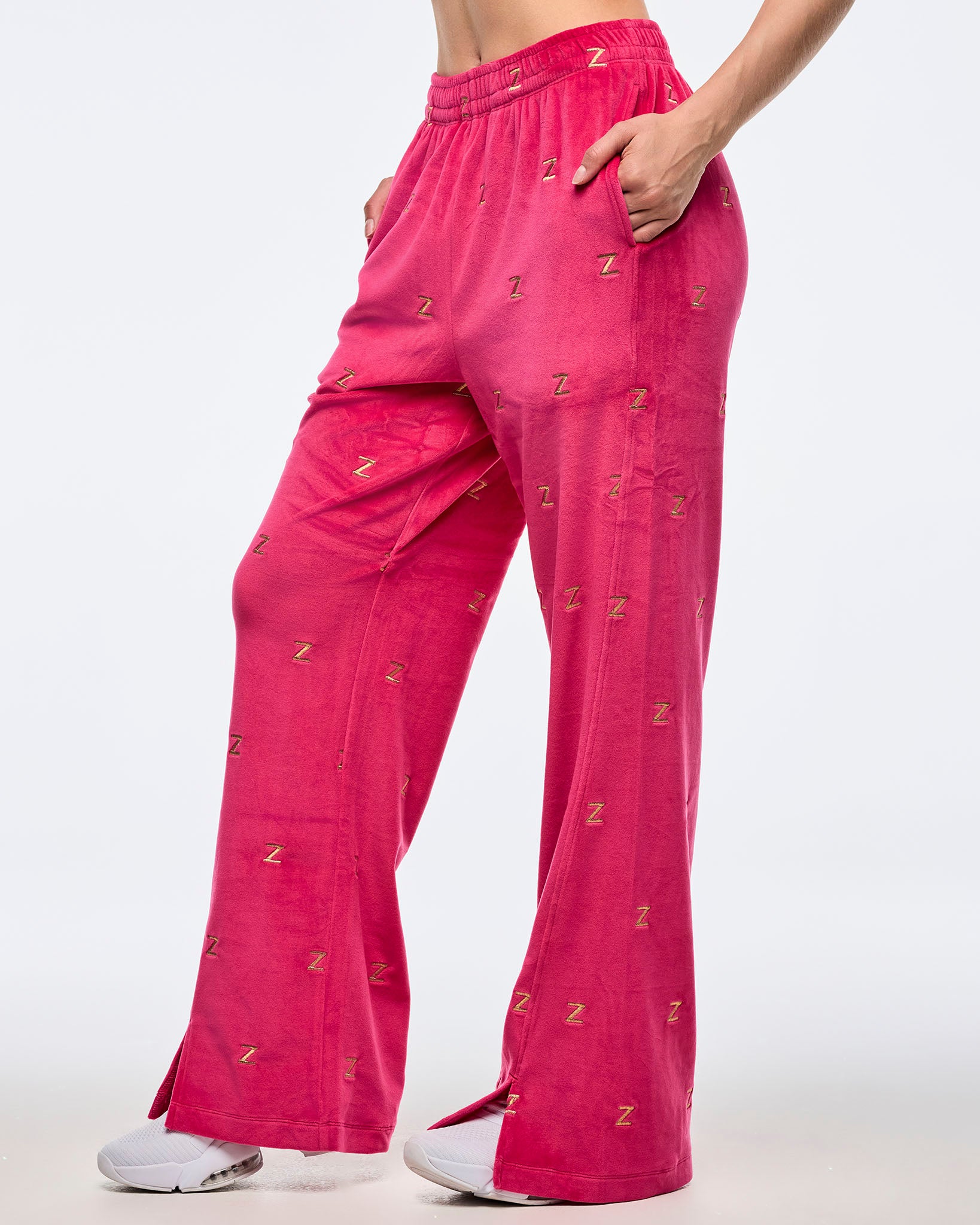 Zumba Holiday High Rise Track Pant – Zumba Wear | STRONG iD
