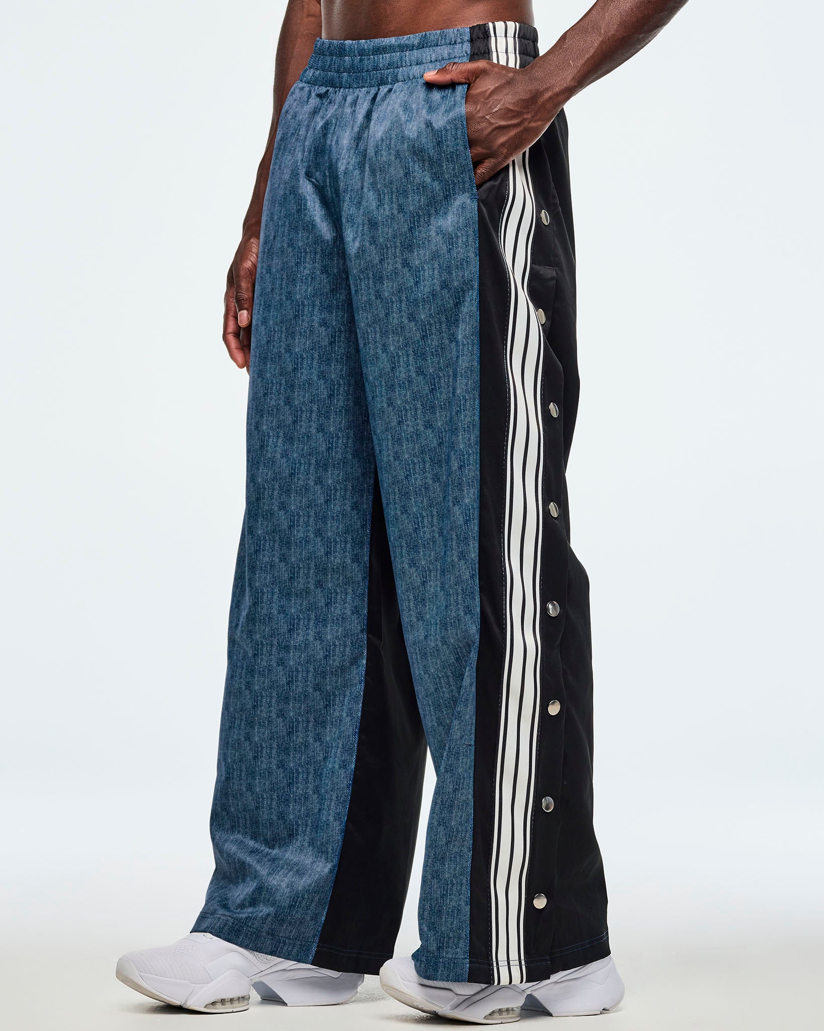 ZW Wide Leg Pants With Side Snap Placket – Zumba Wear