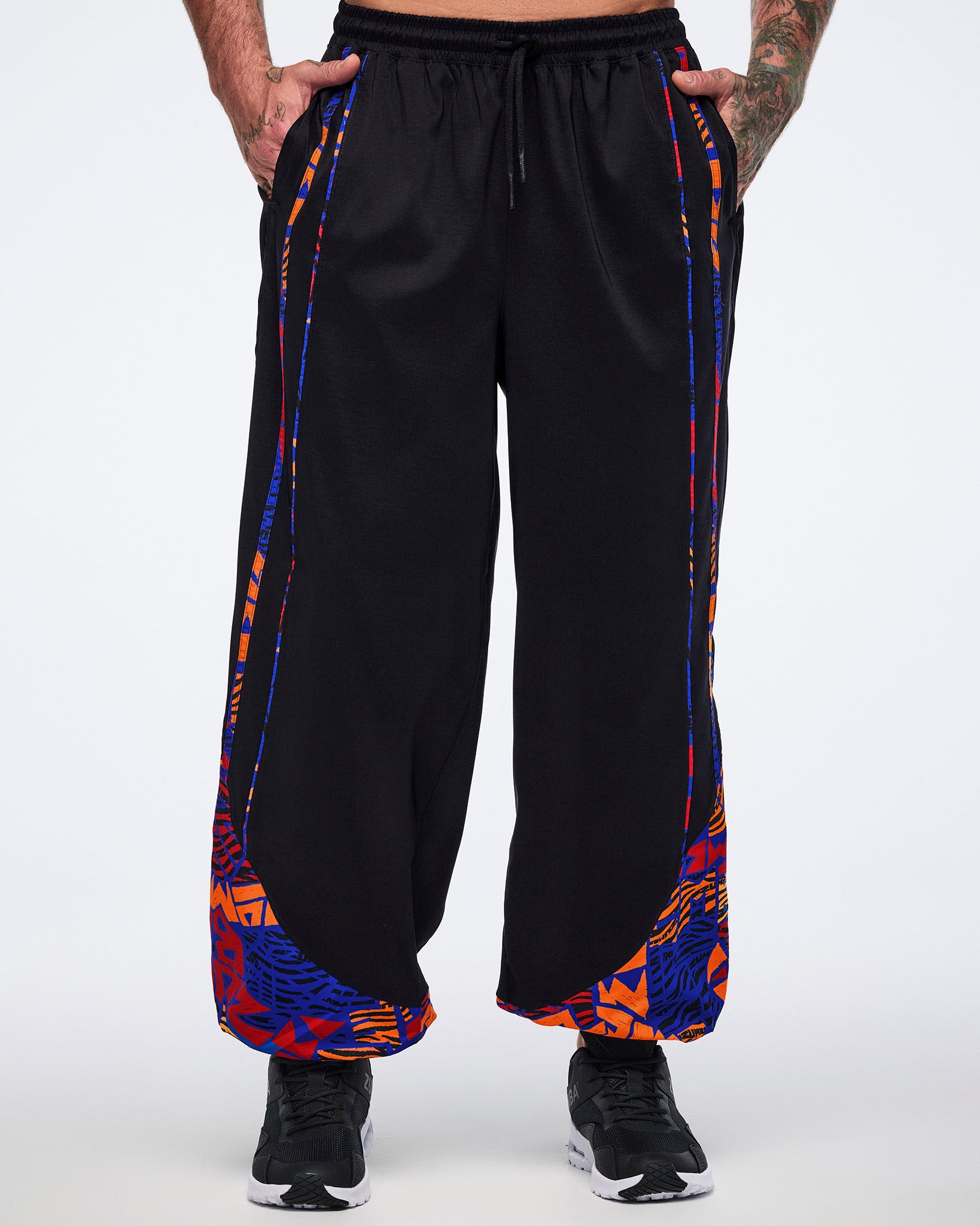 Wildbeat Woven Slouch Pants With Piping – Zumba Wear | STRONG iD