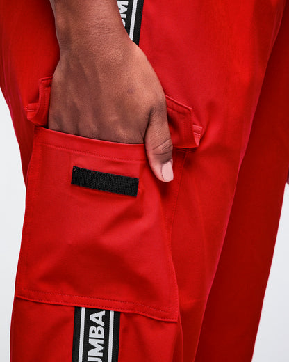 Close-up view of the right side cargo pocket with the models' hand in the pocket.
