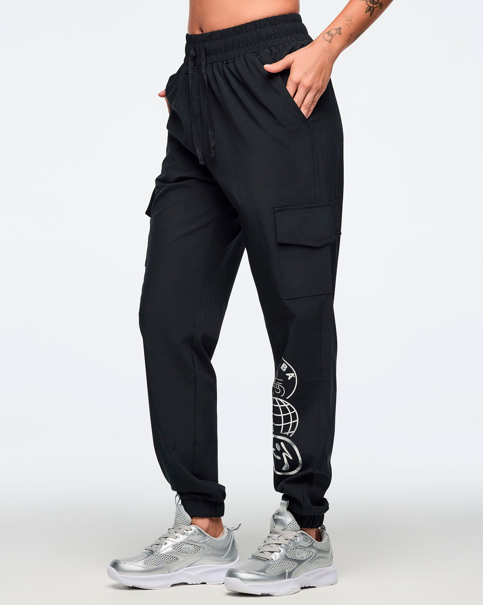 【正規品】新作ZUMBA カーゴパンツ(XS) Zumba 25 Cargo Pants – Zumba Wear | STRONG iD
