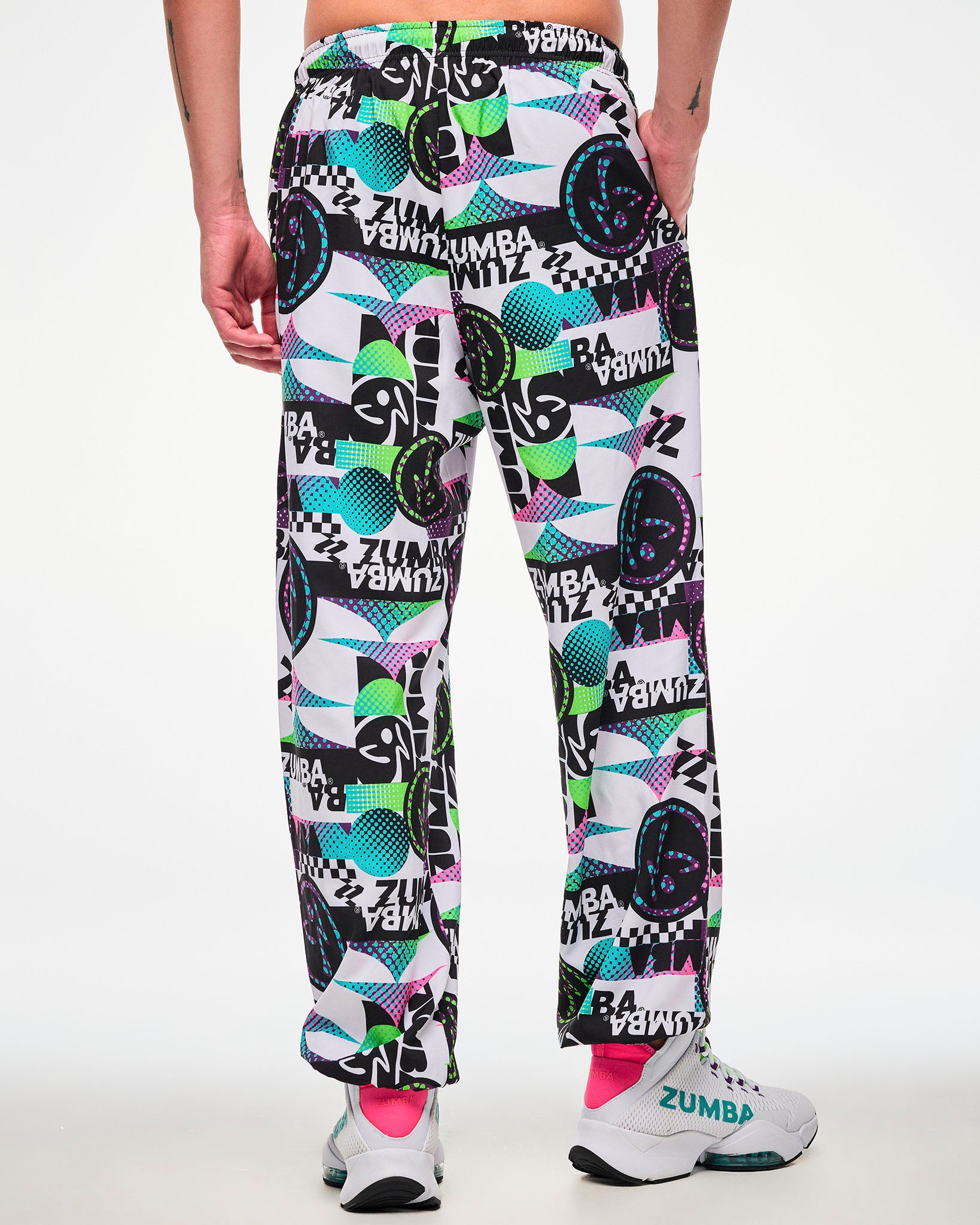 ZUMBA WEAR 総柄 ロングパンツ XS Electric Feel Slouch Woven Pants – Zumba Wear | STRONG iD