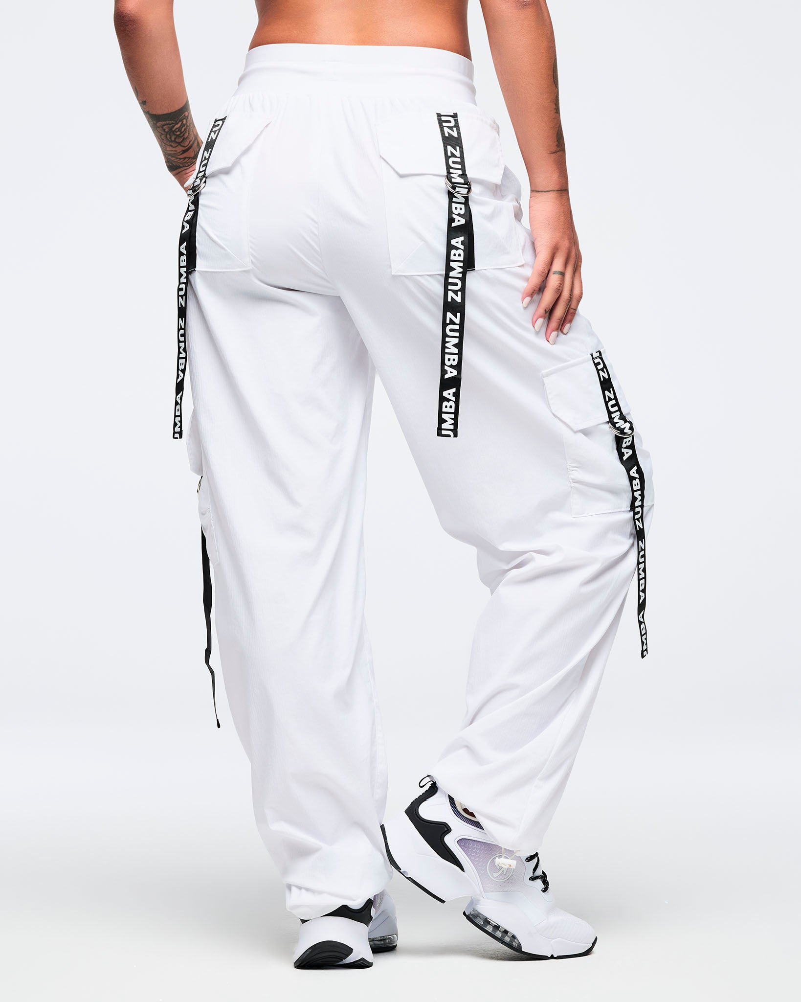 Zumba Basic Crew Neck Muscle Tank - White – Zumba Wear | STRONG iD