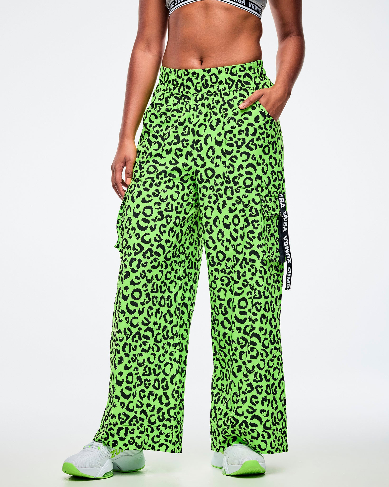 Dale-Z High Waisted Woven Cargo Pants – Zumba Wear | STRONG iD