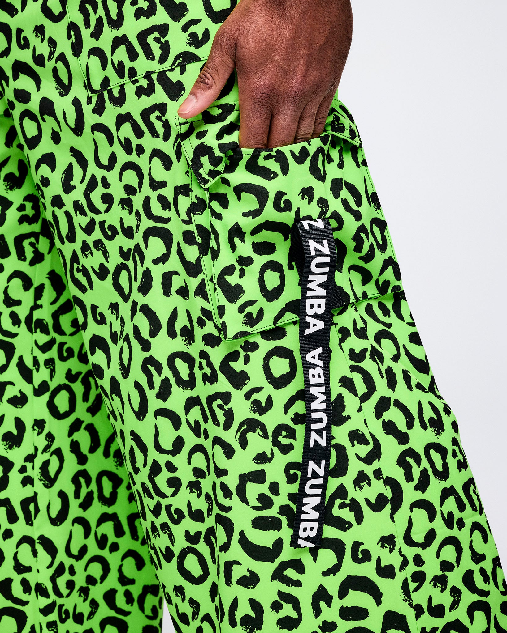 Dale-Z High Waisted Woven Cargo Pants – Zumba Wear | STRONG iD
