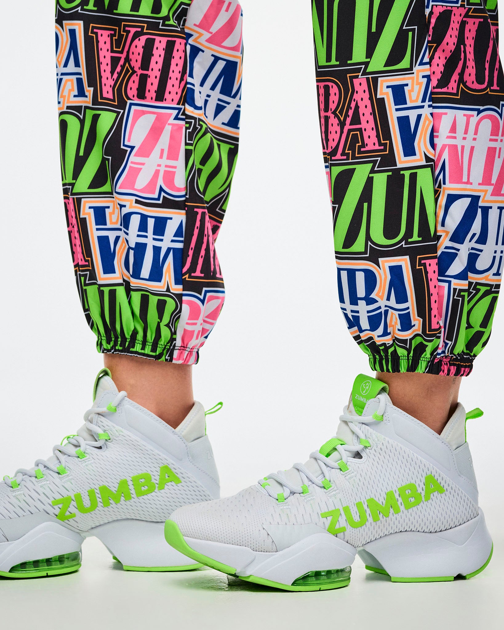 Dale-Z Slouch Woven Pants – Zumba Wear | STRONG iD