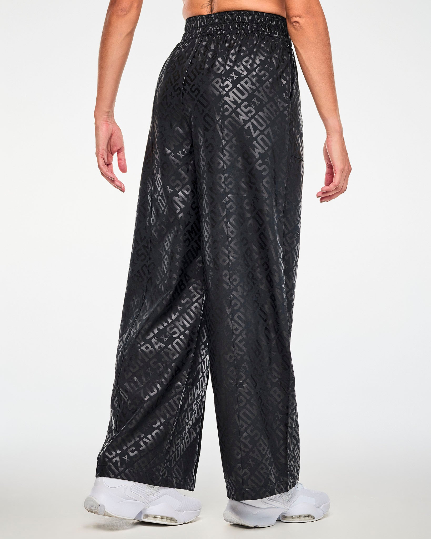 Zumba X The Smurfs Wide Leg Pants With Snaps – Zumba Wear | STRONG iD