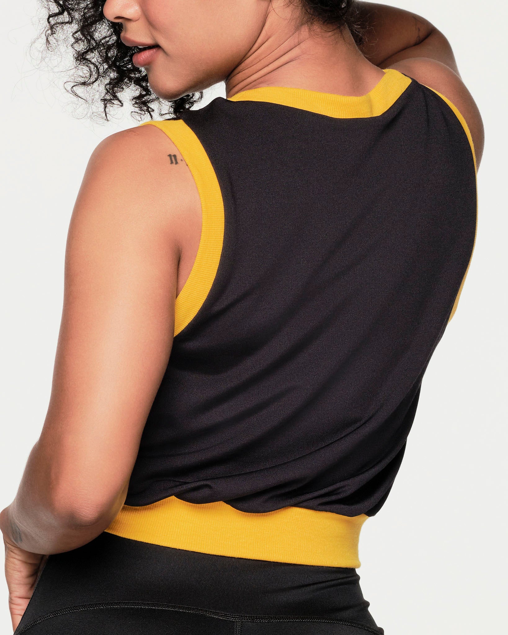 新作♪ズンバ Zumba Retro Sweater Vest - Bold Black Zumba Retro Sweater Vest – Zumba Wear | STRONG iD