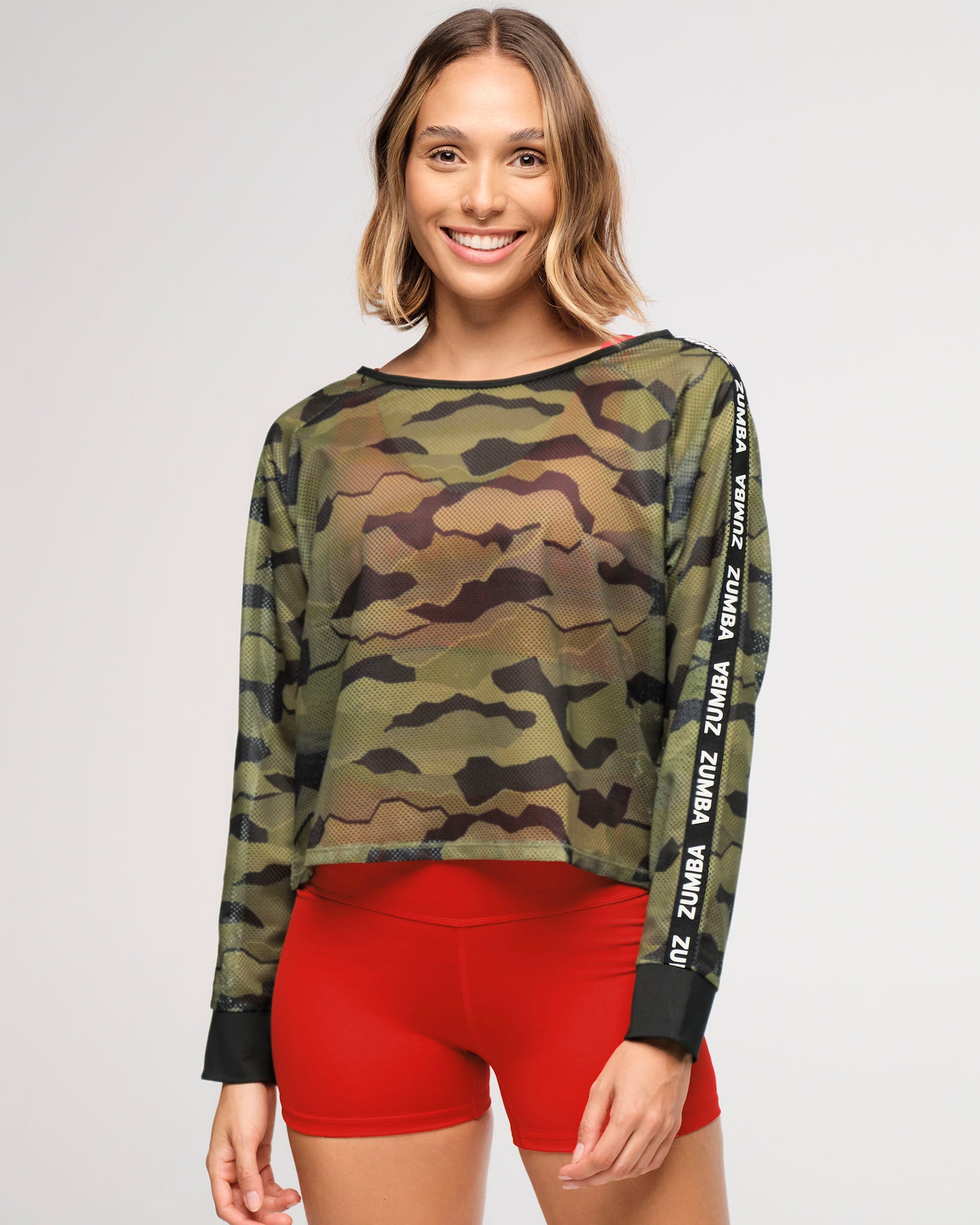 Zumba Explore Raglan Mesh Pullover - Olive Expedition – Zumba Wear | STRONG iD Zumba Explore Raglan Mesh Pullover - Olive Expedition – Zumba Wear | STRONG iD