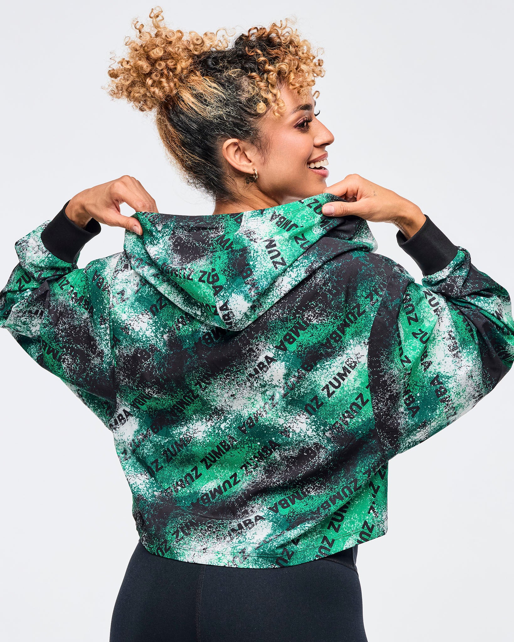 Apres Zumba Crop Woven Zip-Up Hoodie – Zumba Wear | STRONG iD