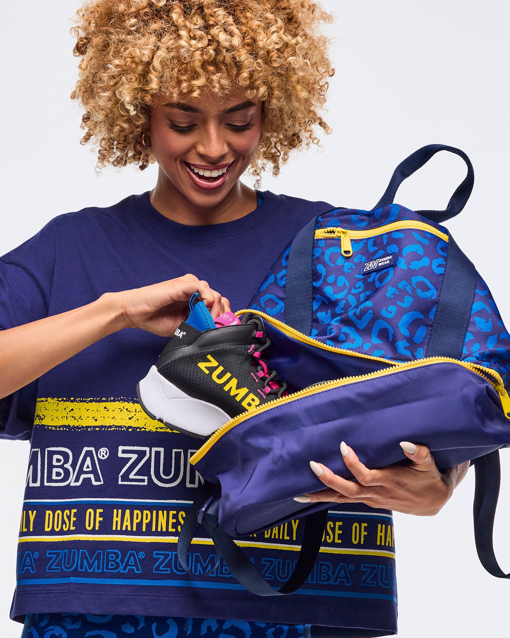 Sizzlin' 2-Way Bag With Shoe Compartment – Zumba Wear | STRONG iD