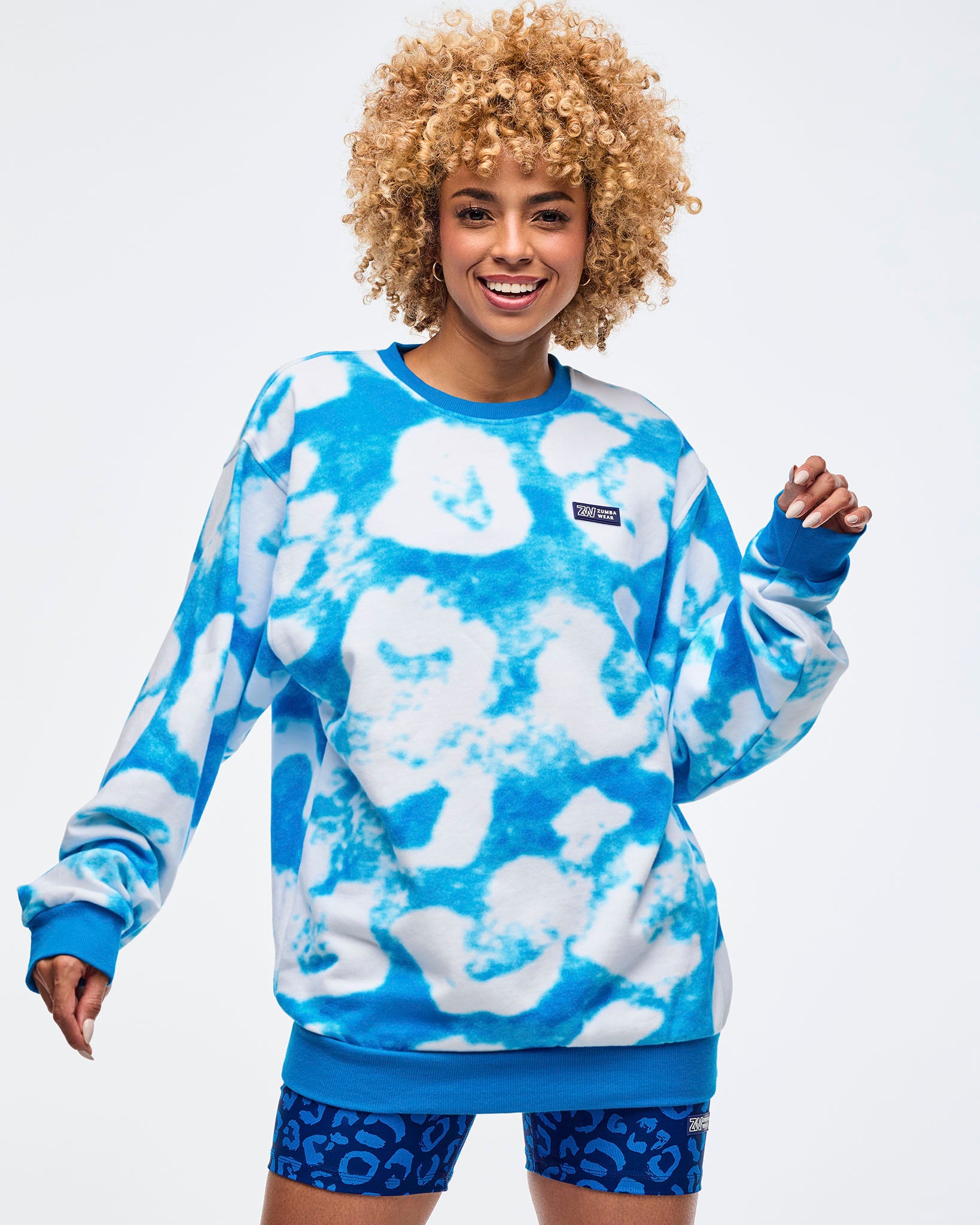 Sizzlin' Long Sleeve Pullover Sweatshirt – Zumba Wear | STRONG iD